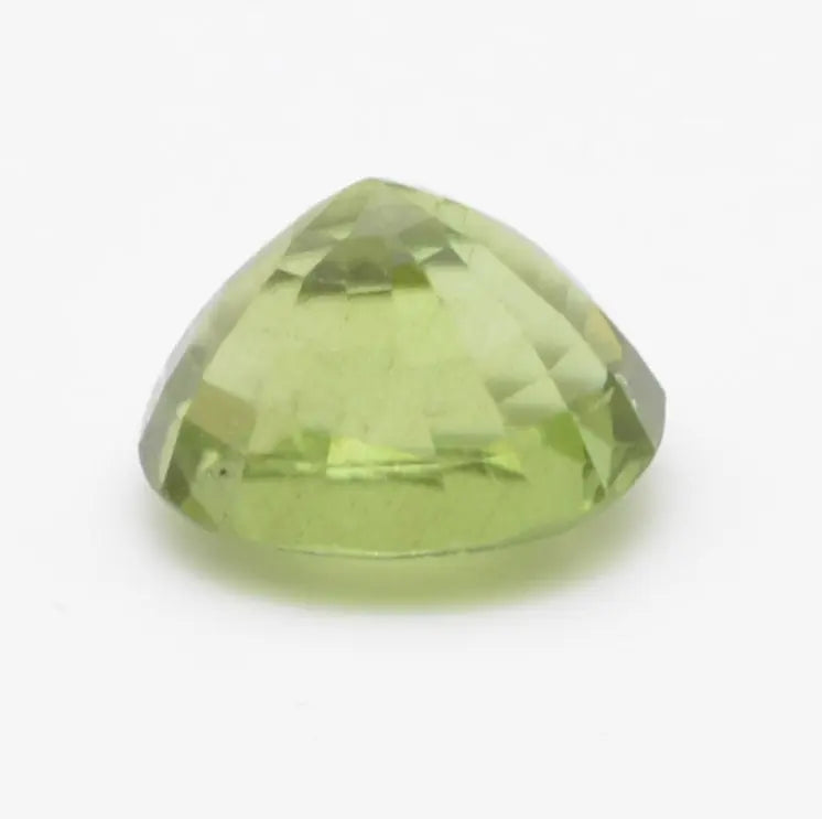 Pierre taillée Péridot Ovale 2,26ct