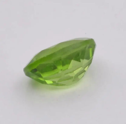 Péridot Ovale 2,23ct - pierre précieuse - gemme