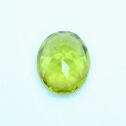 Pierre taillée Péridot Ovale 1,88ct