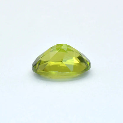 Pierre taillée Péridot Ovale 2,09ct