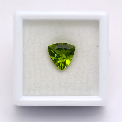 Péridot Trillion 2,00 ct - pierre taillée naturelle