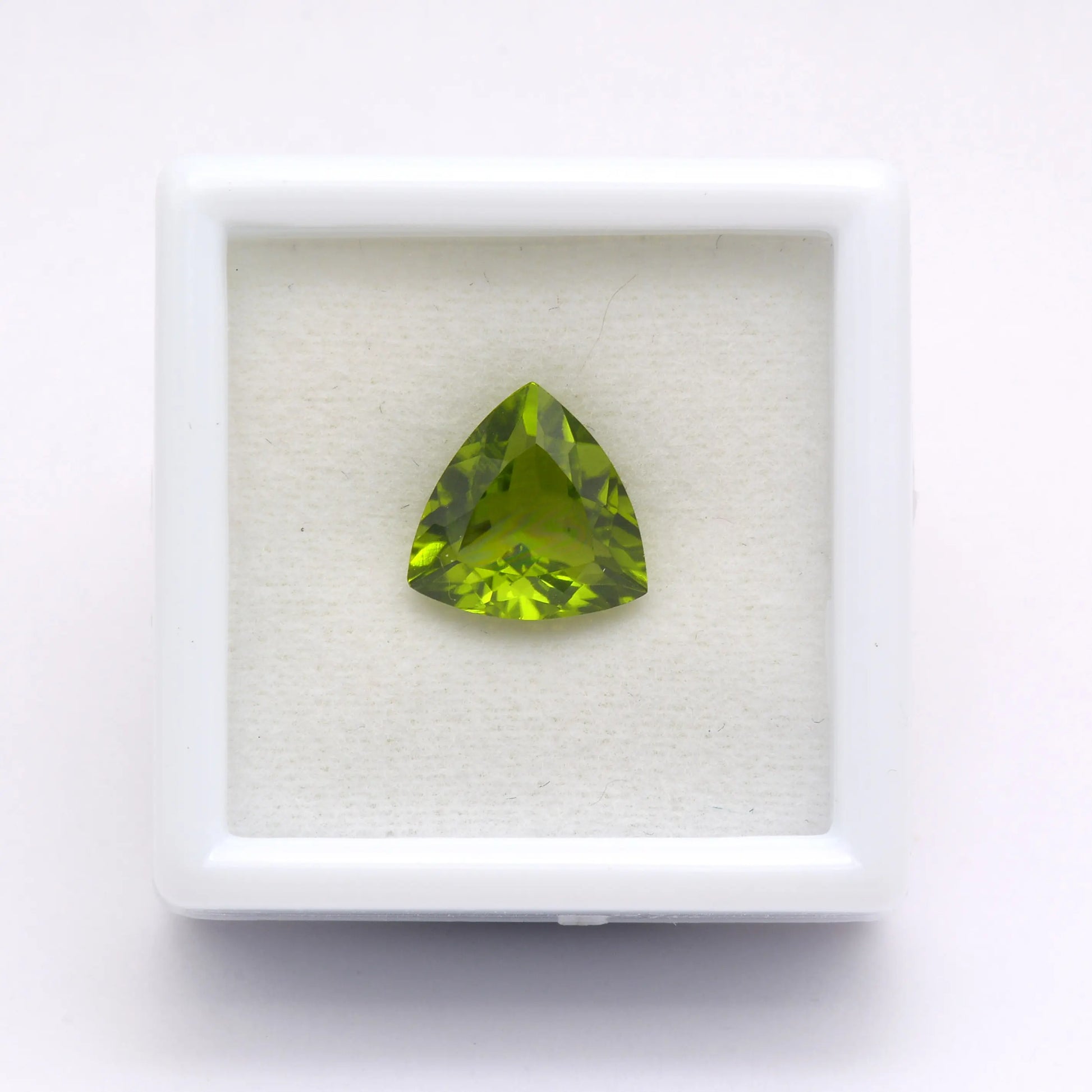 Péridot Trillion 2,38 ct - pierre taillée naturelle