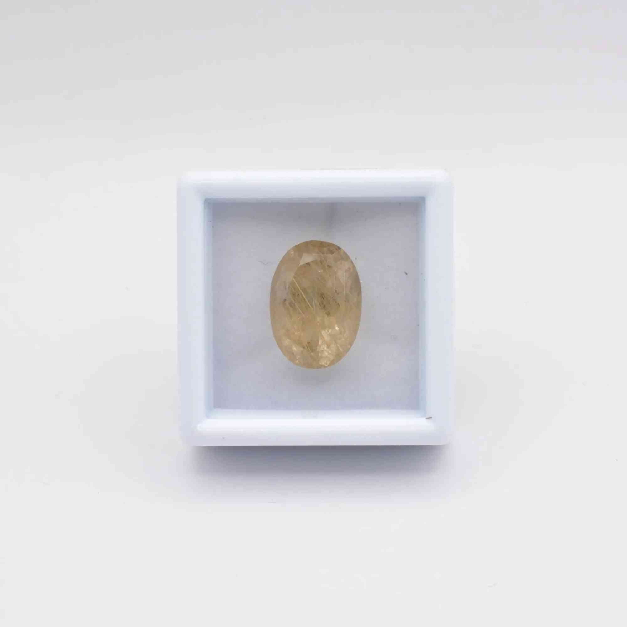 Pierre taillée Quartz rutilé 6,35ct