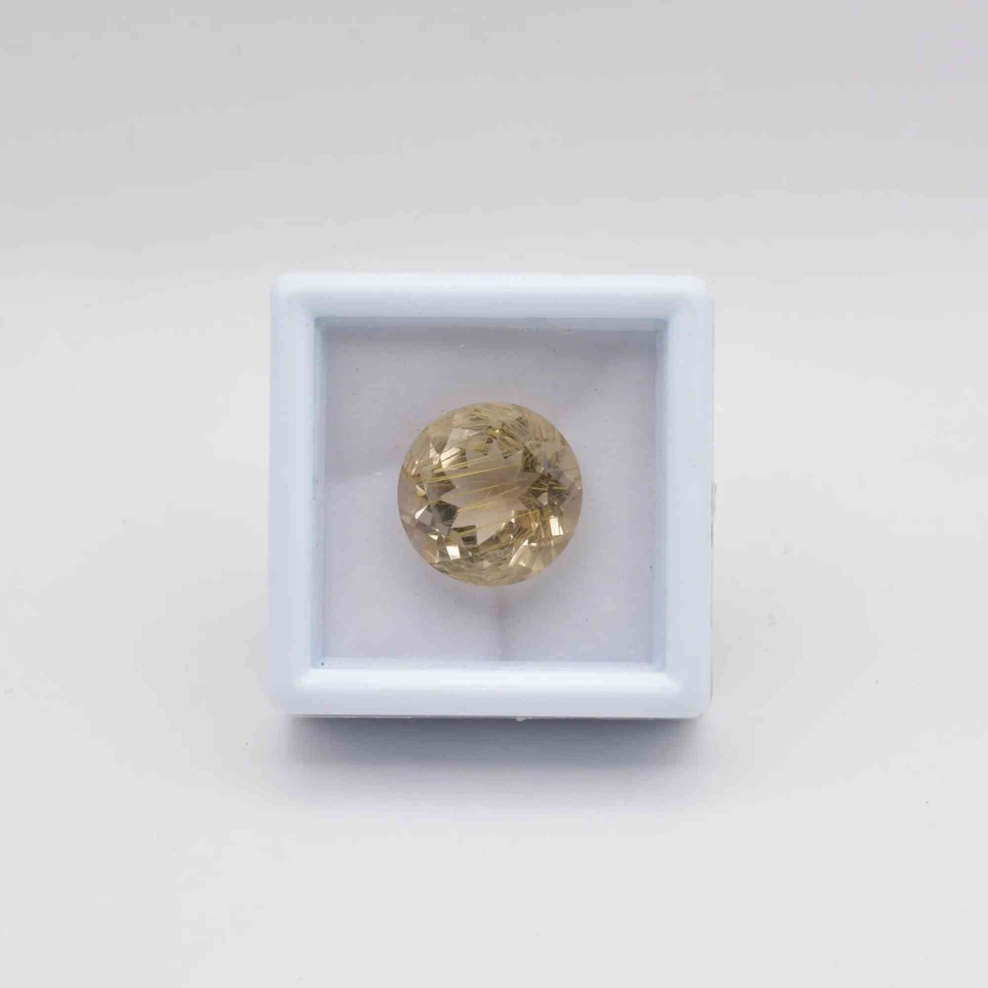 Pierre taillée Quartz rutilé 7,25ct