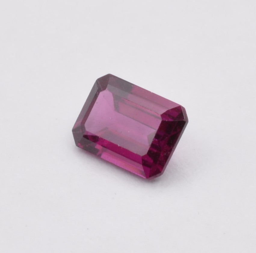 Grenat Rhodolite 1,10ct - pierre précieuse - gemme