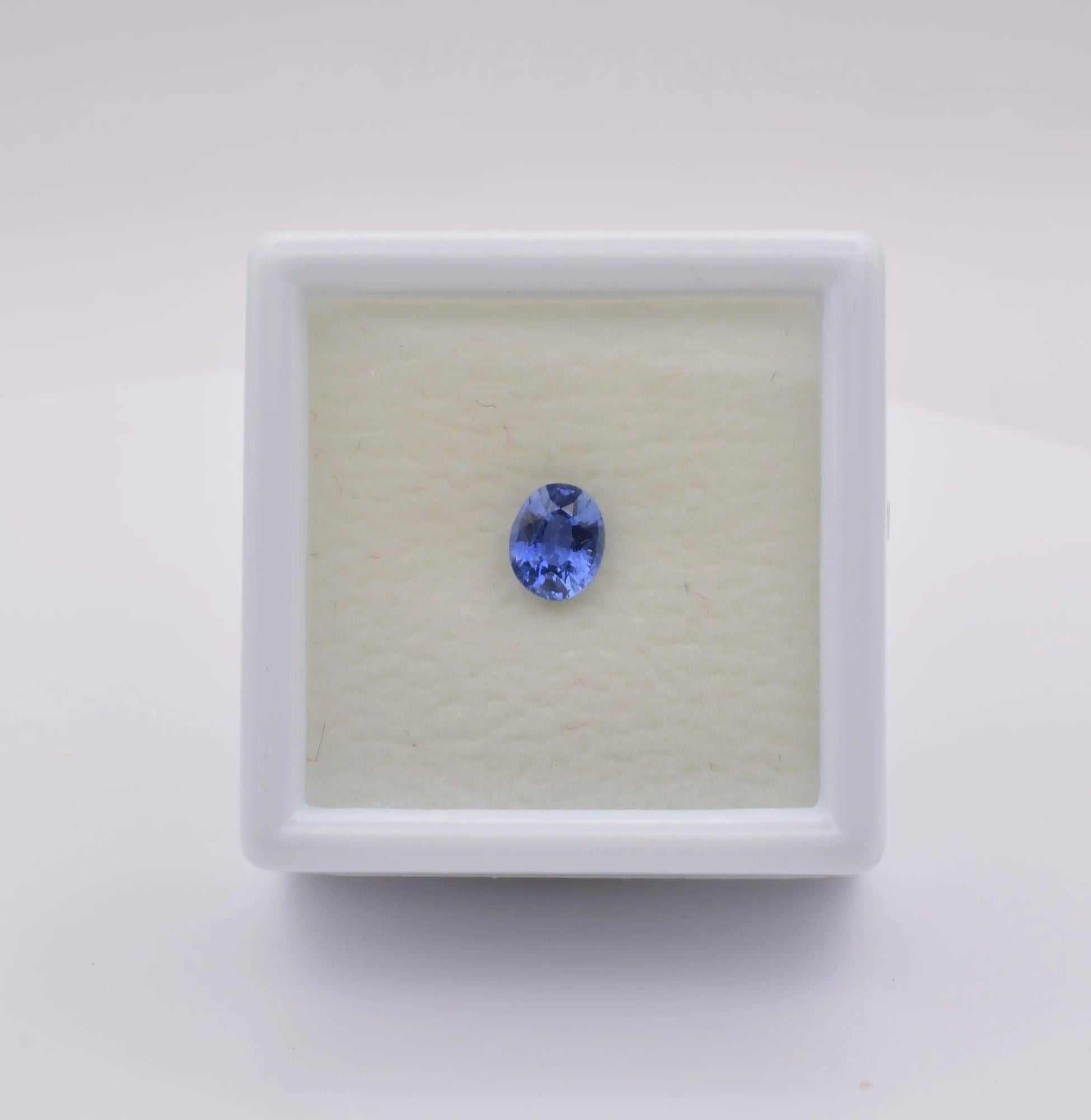 Saphir Ovale 0,57ct - pierre précieuse - gemme