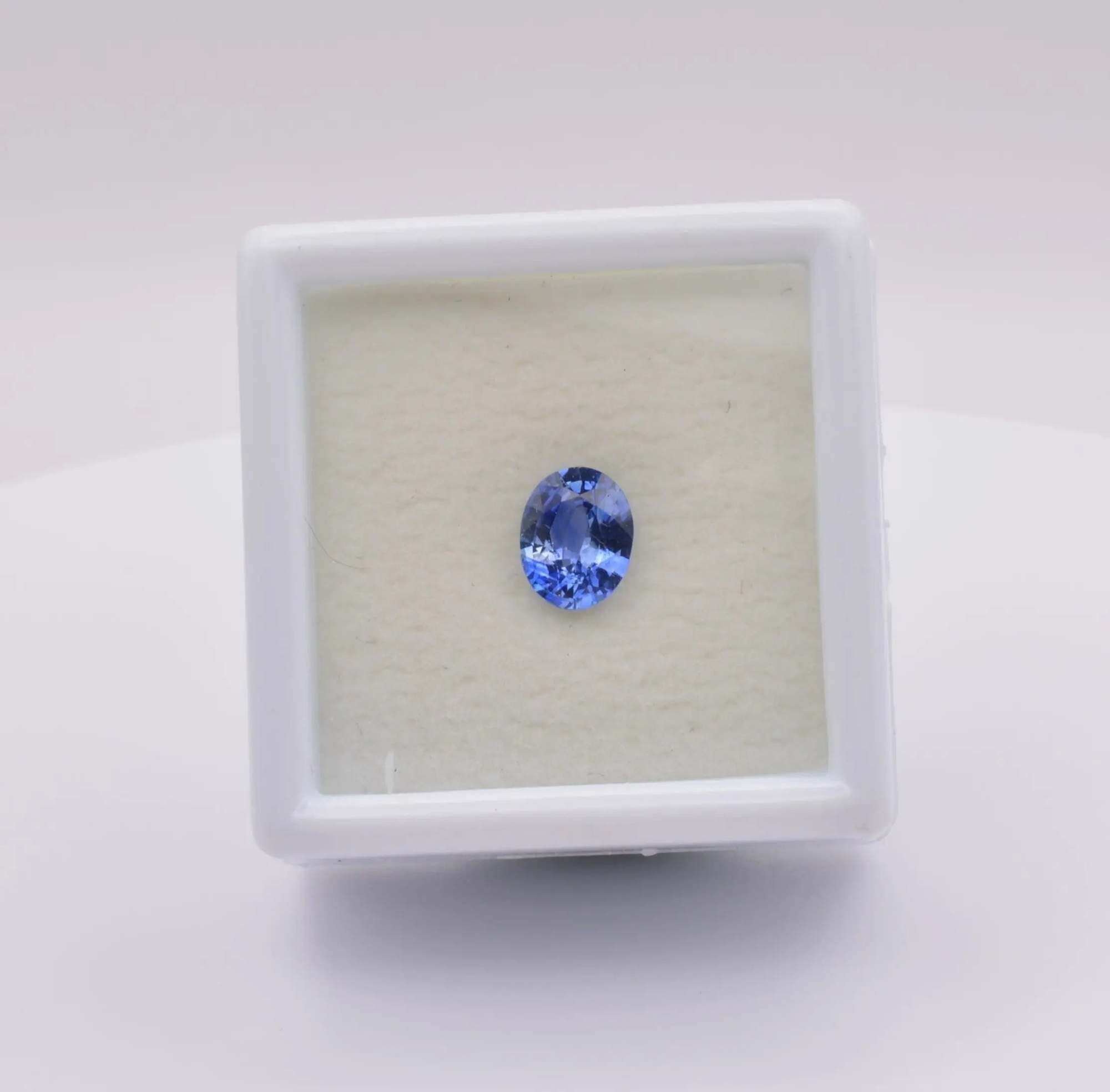 Saphir Ovale 0,80ct - pierre précieuse - gemme