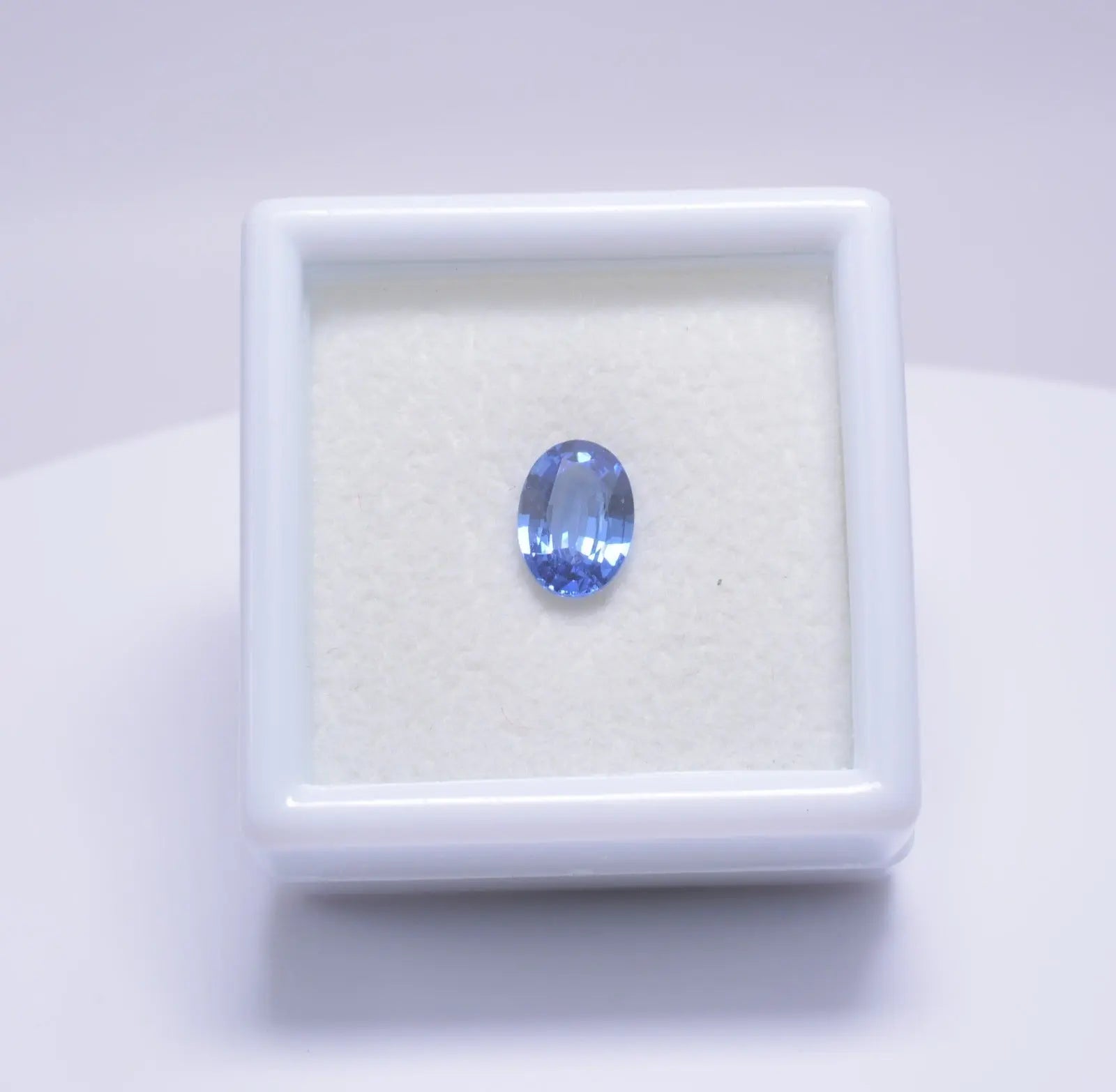 Saphir Ovale 0,88ct - pierre précieuse - gemme