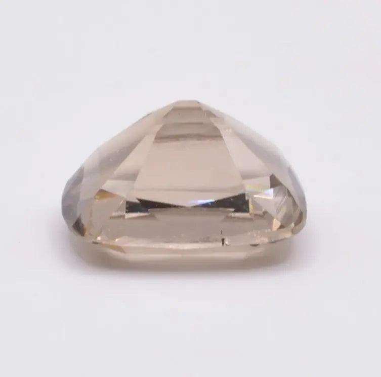Pierre taillée Scapolite Brune Coussin 3,72ct