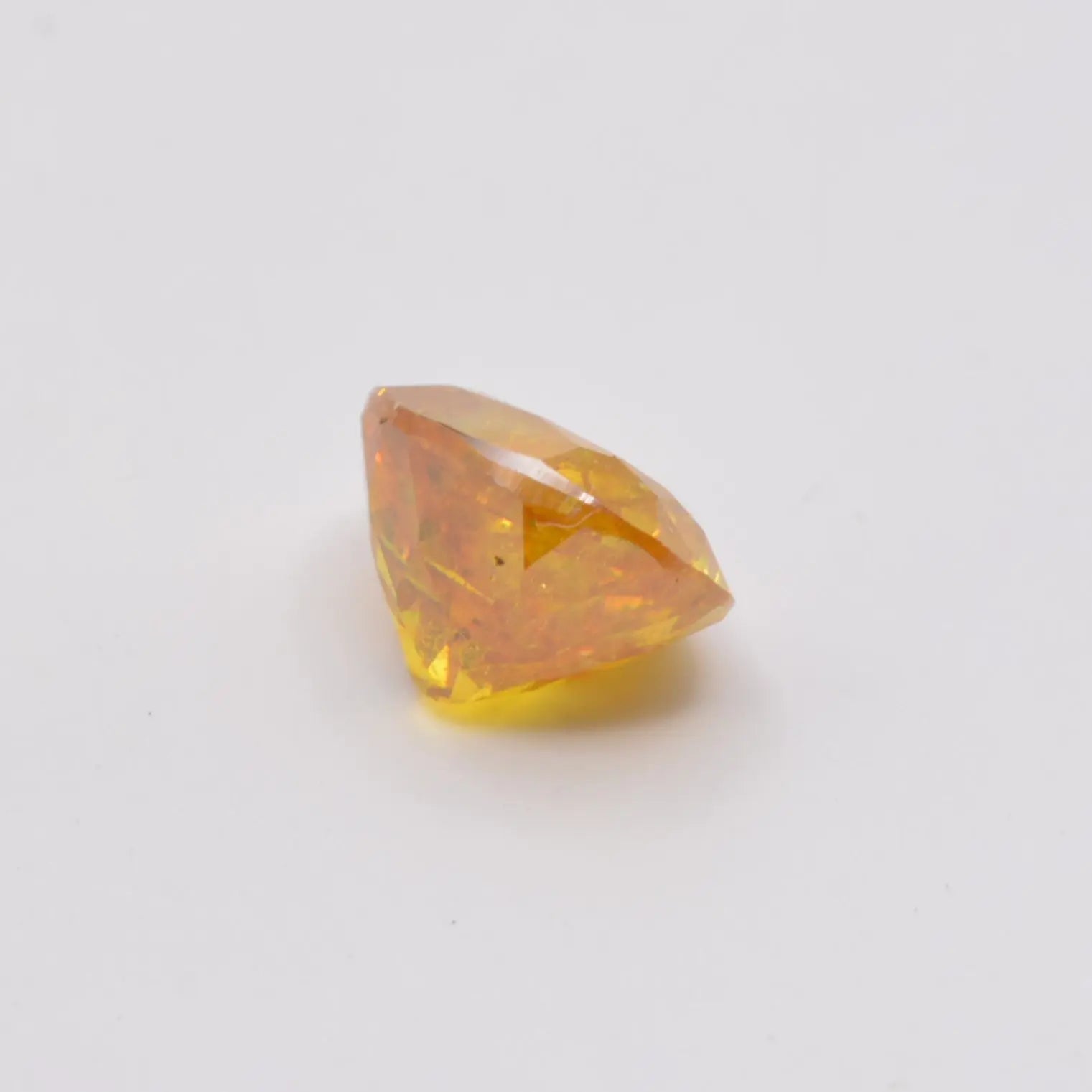 Pierre taillée Sphalérite 0,78ct