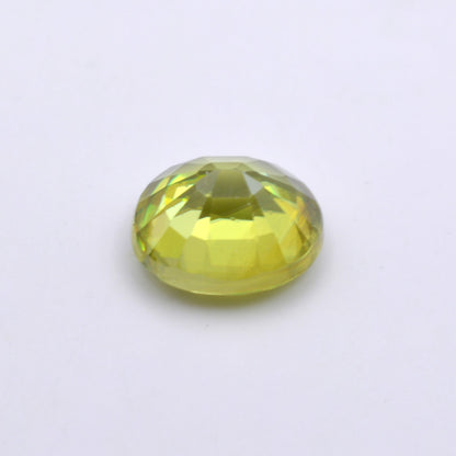 Sphène ou Titanite Ovale 0,68ct Pierre précieuse