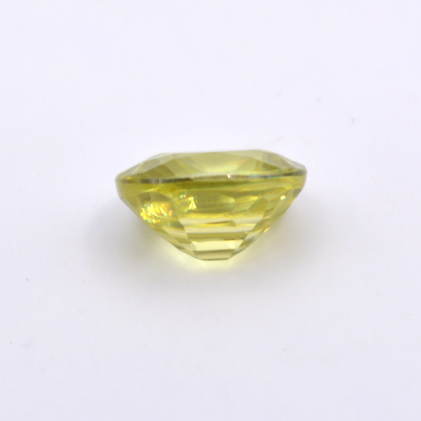 Sphène ou Titanite Ovale 0,71ct Pierre précieuse