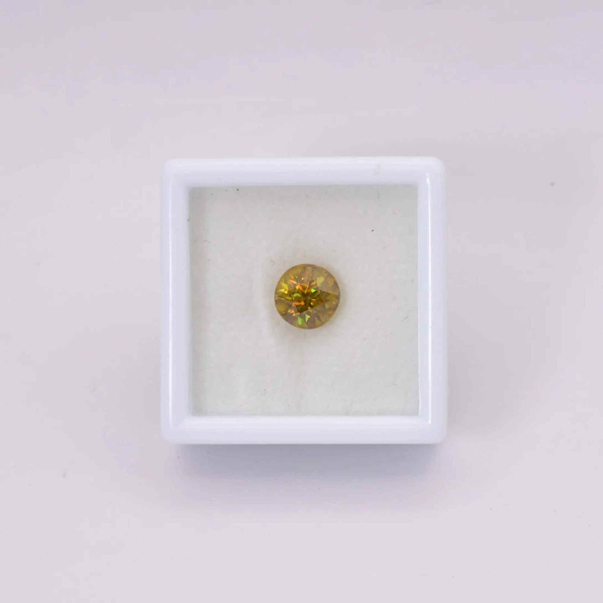 Citrine naturelle certifiée 13.65 ct, pierres précieuses en vrac Citrine naturelle certifiée 13.65 ct, pierres précieuses en vrac