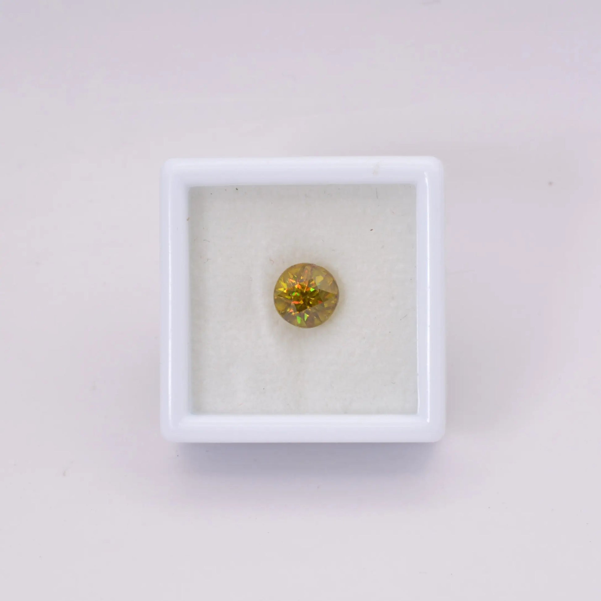 Sphène ou Titanite Ronde 1,54ct - pierre précieuse - gemme