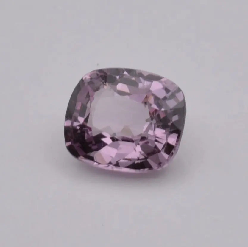 Pierre taillée Spinelle Coussin 1,03ct