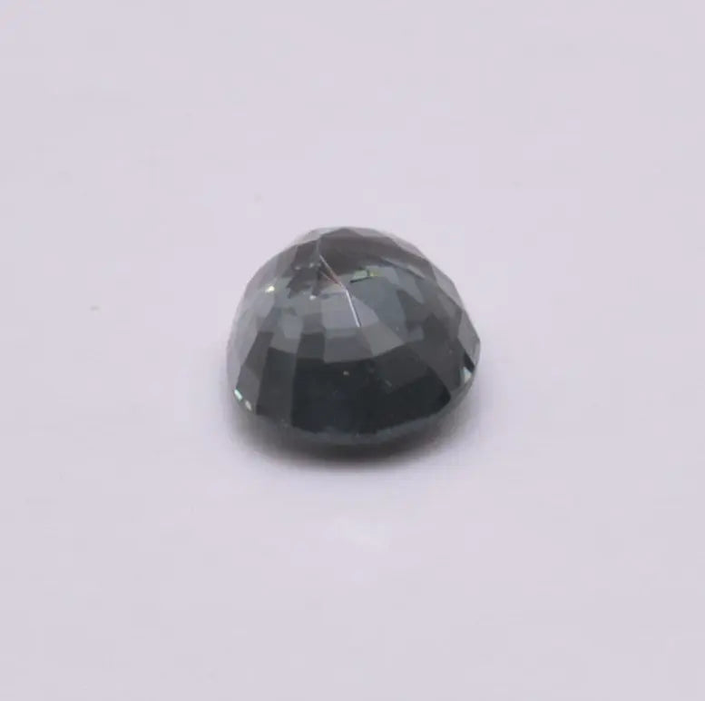 Pierre taillée Spinelle Ovale 1,35ct