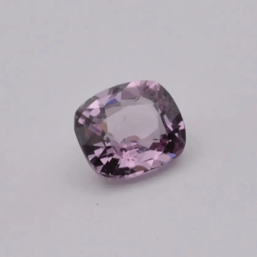 Pierre taillée Spinelle Coussin 1,03ct