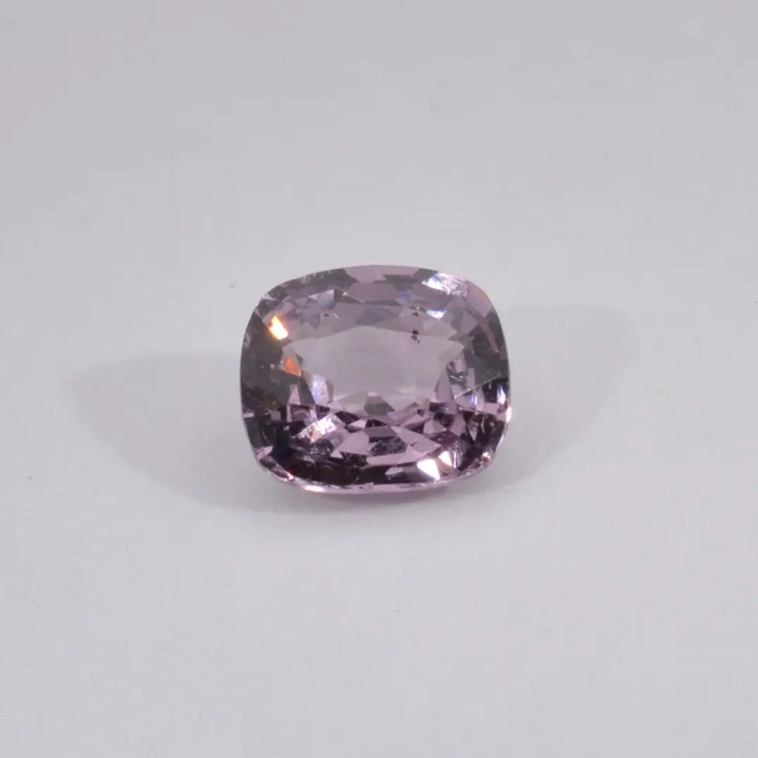 Pierre taillée Spinelle Coussin 1,03ct