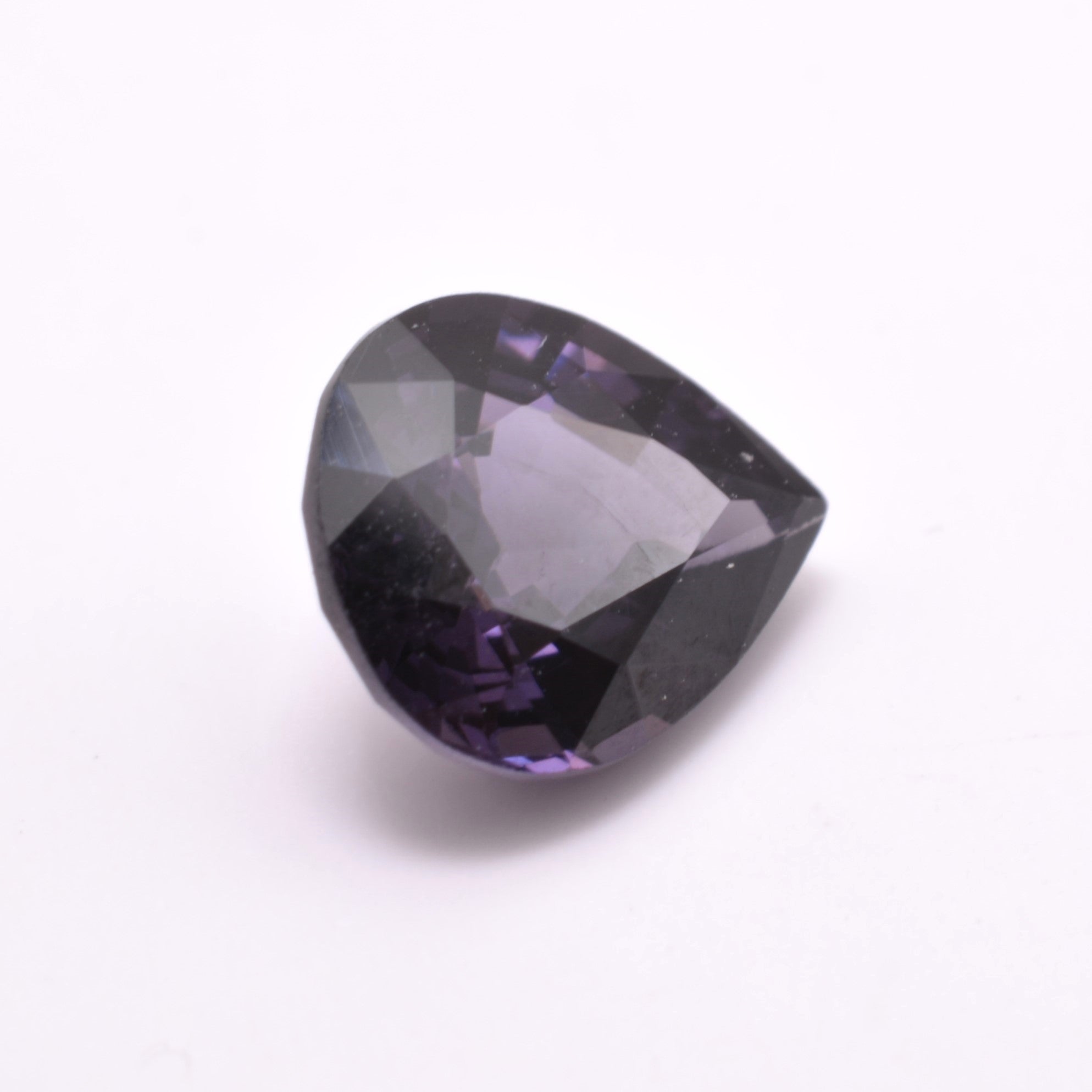 Pierre taillée Spinelle Violet Poire 1,06ct