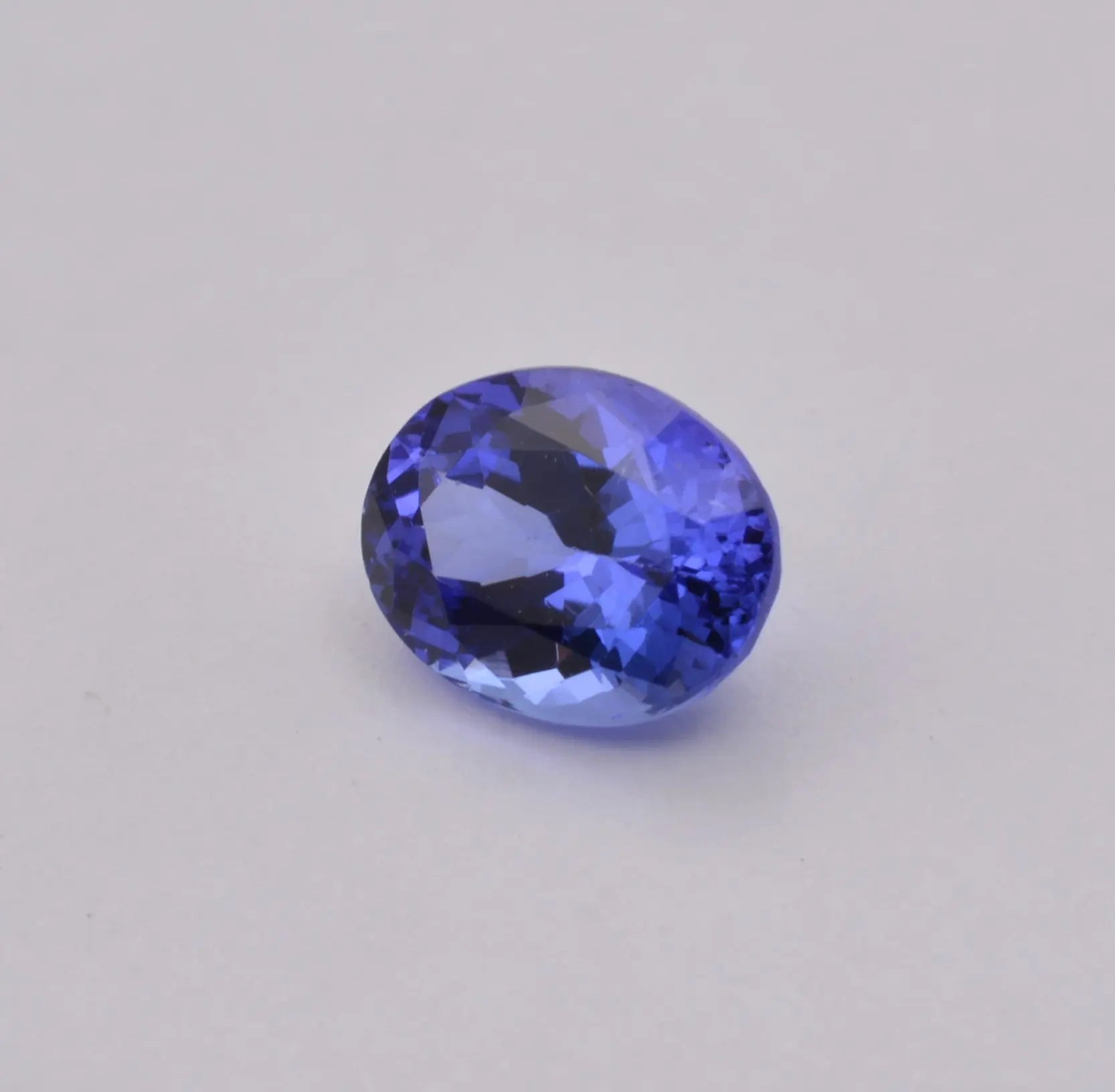 Pierre taillée Tanzanite Ovale 2,17ct