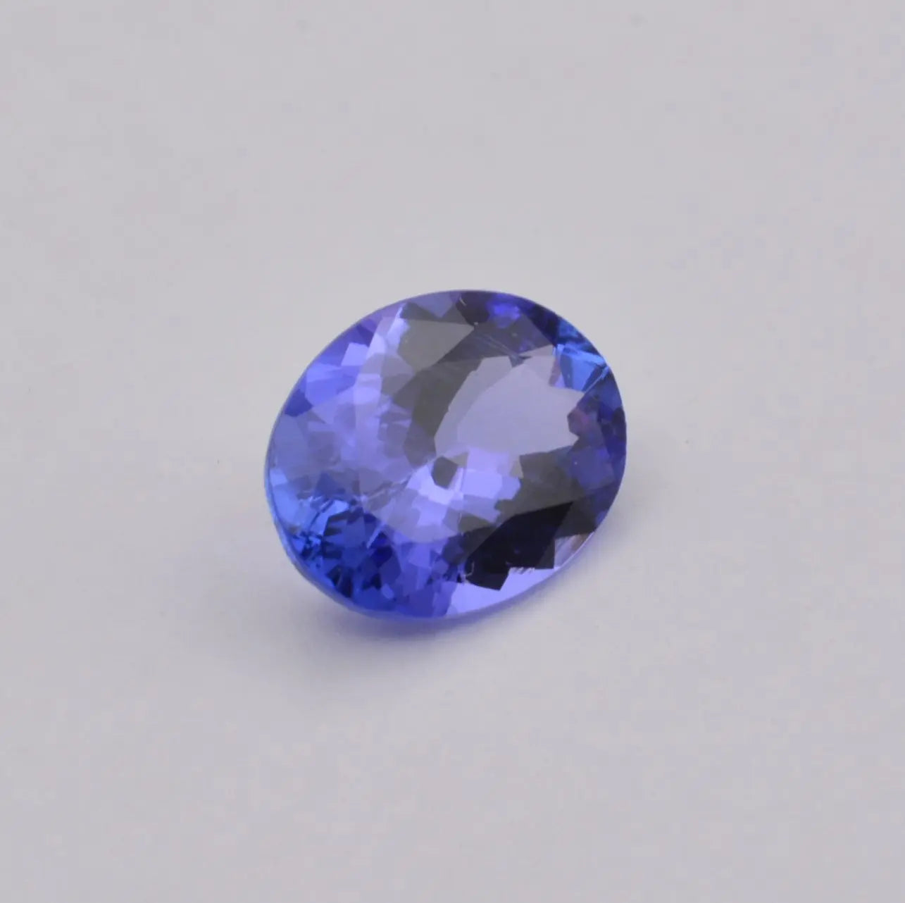 Pierre taillée Tanzanite Ovale 1,66ct