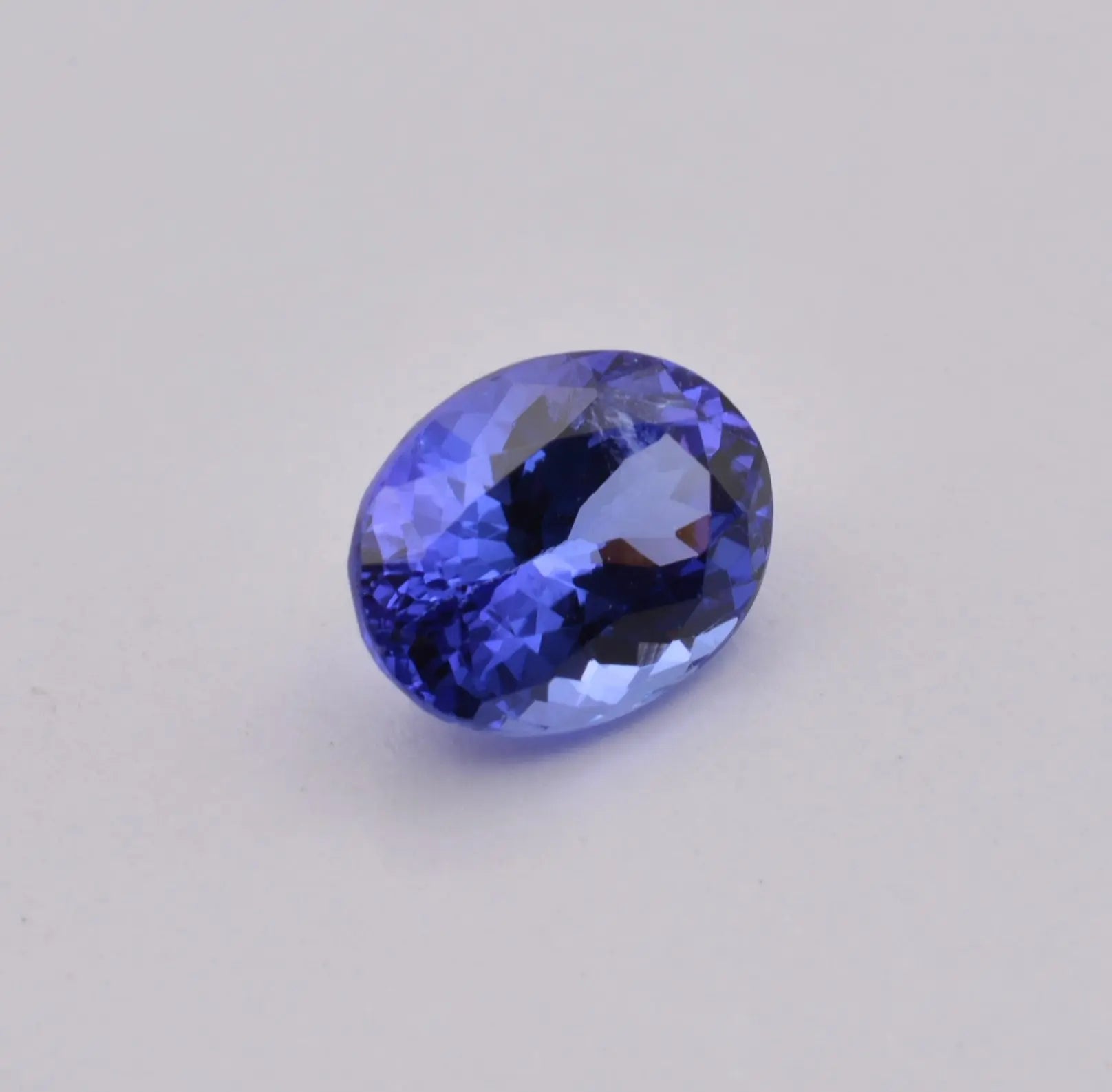 Pierre taillée Tanzanite Ovale 2,17ct