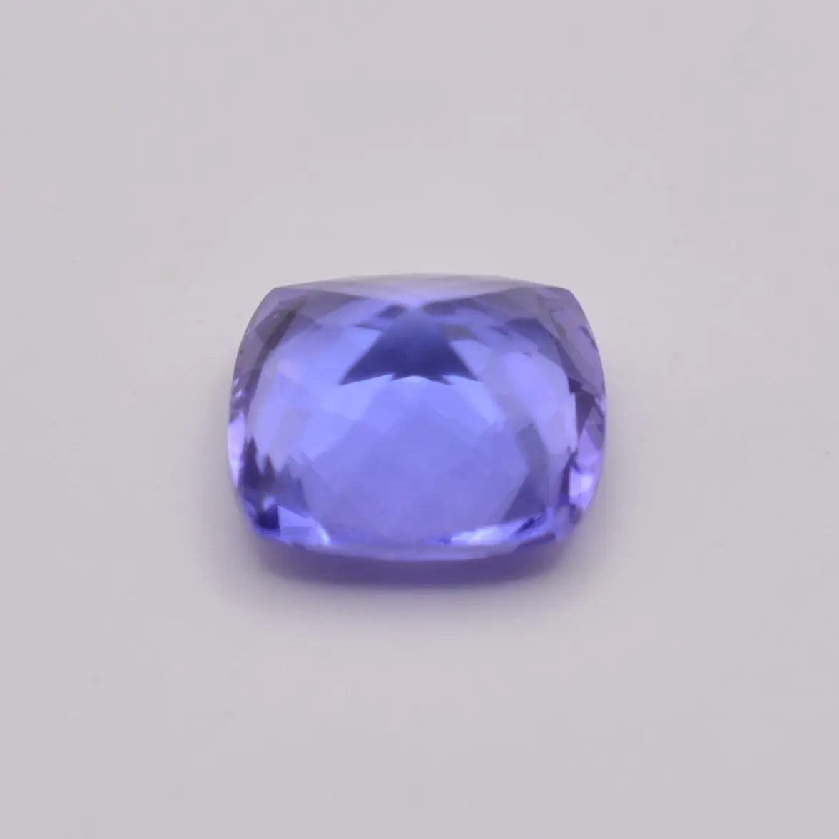 Pierre taillée Tanzanite Coussin Carré 2,37ct