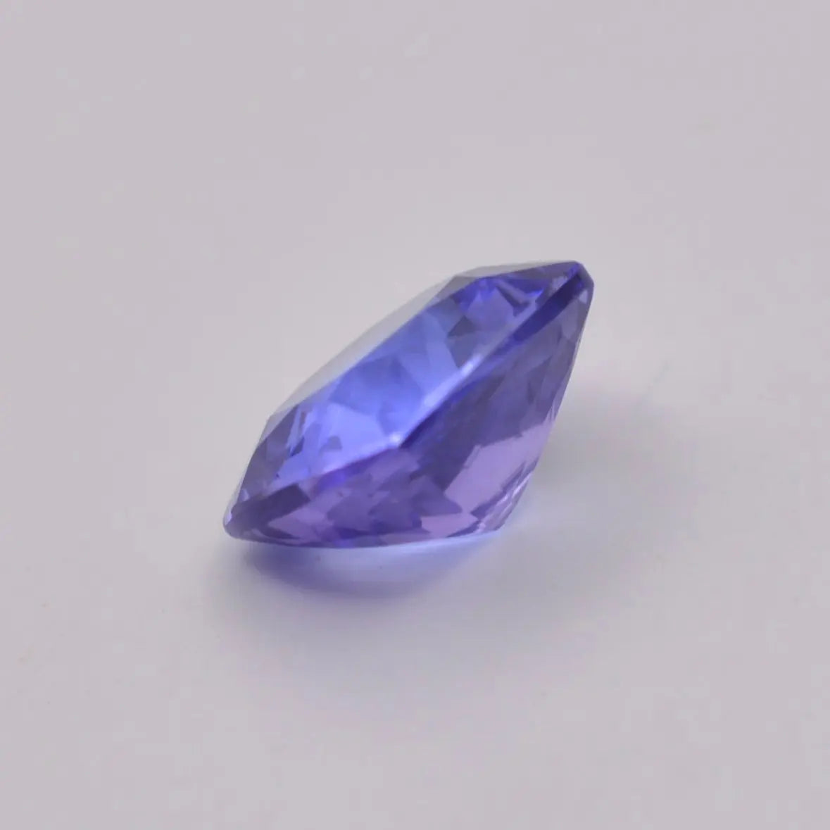 Pierre taillée Tanzanite Coussin Carré 2,37ct
