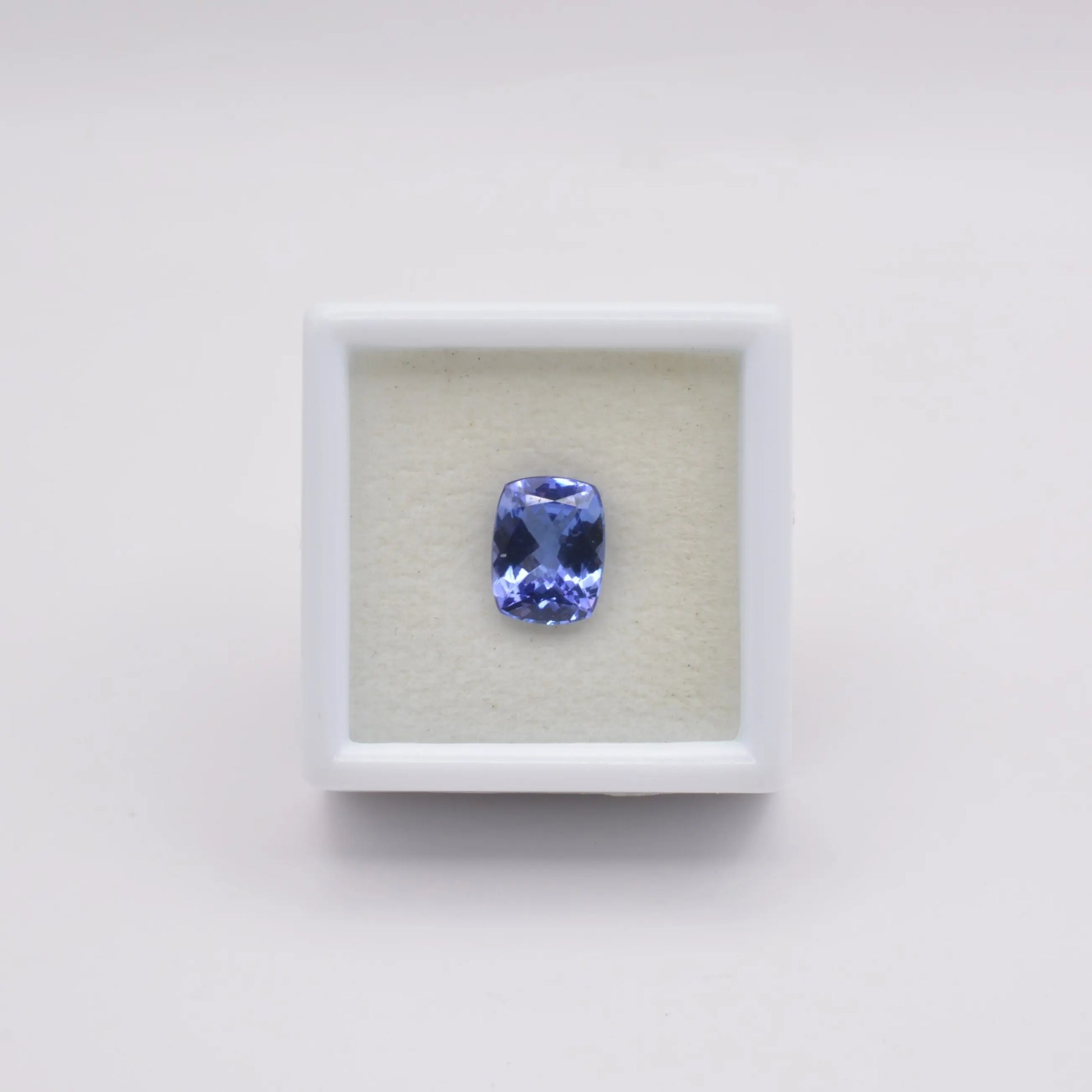 Tanzanite Coussin Rectangle 1,96ct - pierre précieuse - gemme