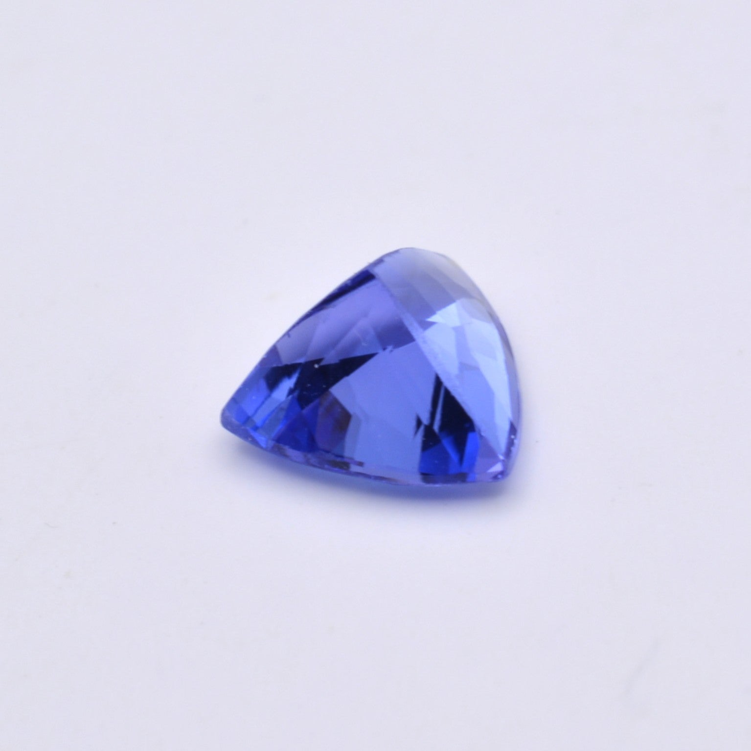 Pierre taillée Tanzanite Trillion 1,30ct