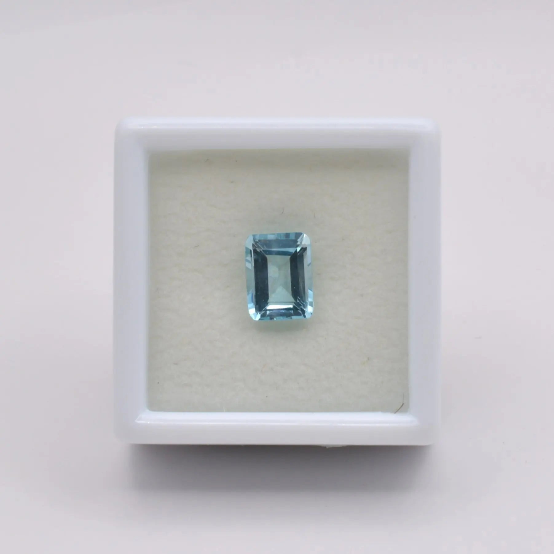 Topaze Rectangle 2,06ct - pierre précieuse - gemme