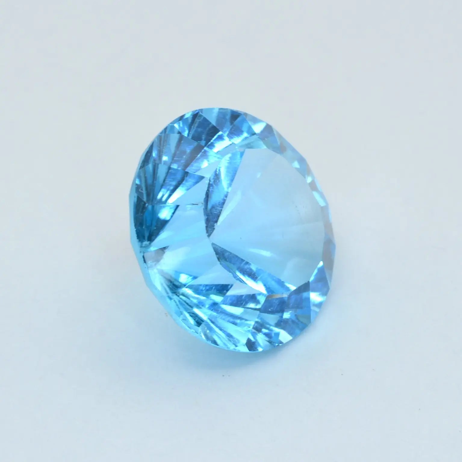 Topaze Bleue Ronde 7,61ct - 
