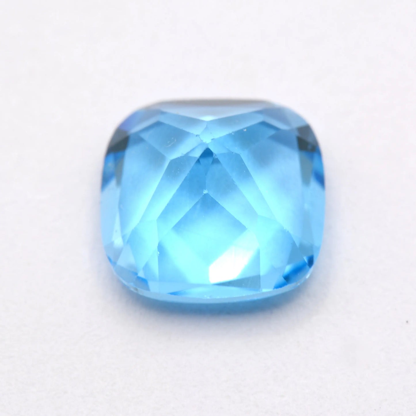 Topaze Bleue Coussin 3,62 ct