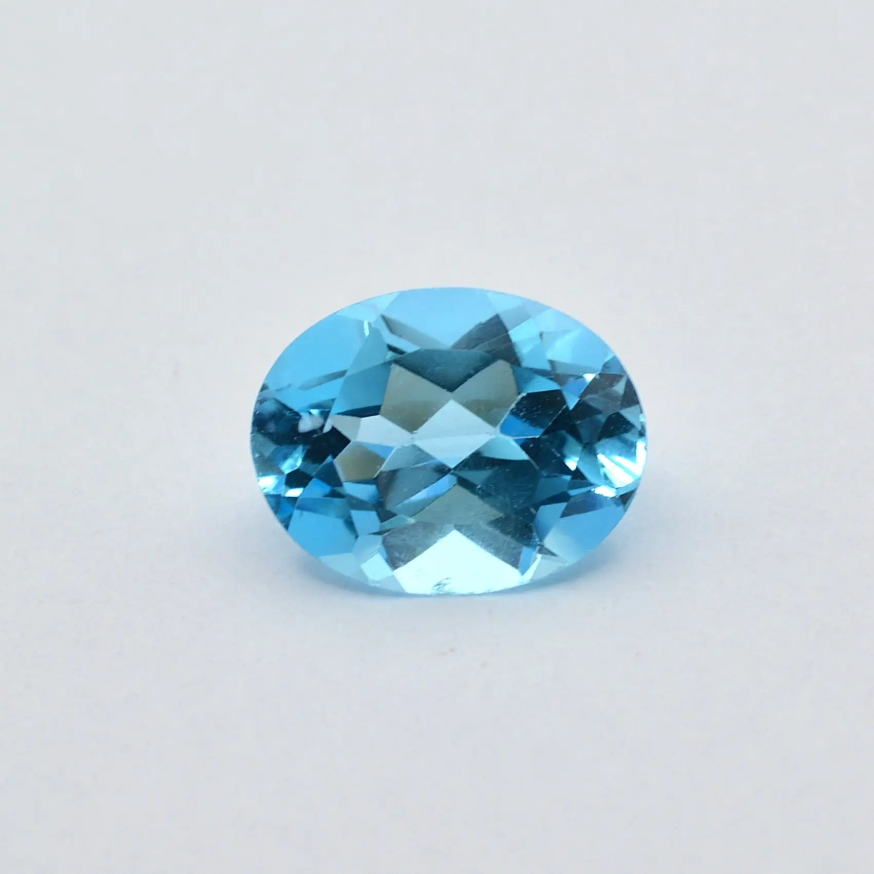 Topaze Bleue Ovale 2,11 ct - 