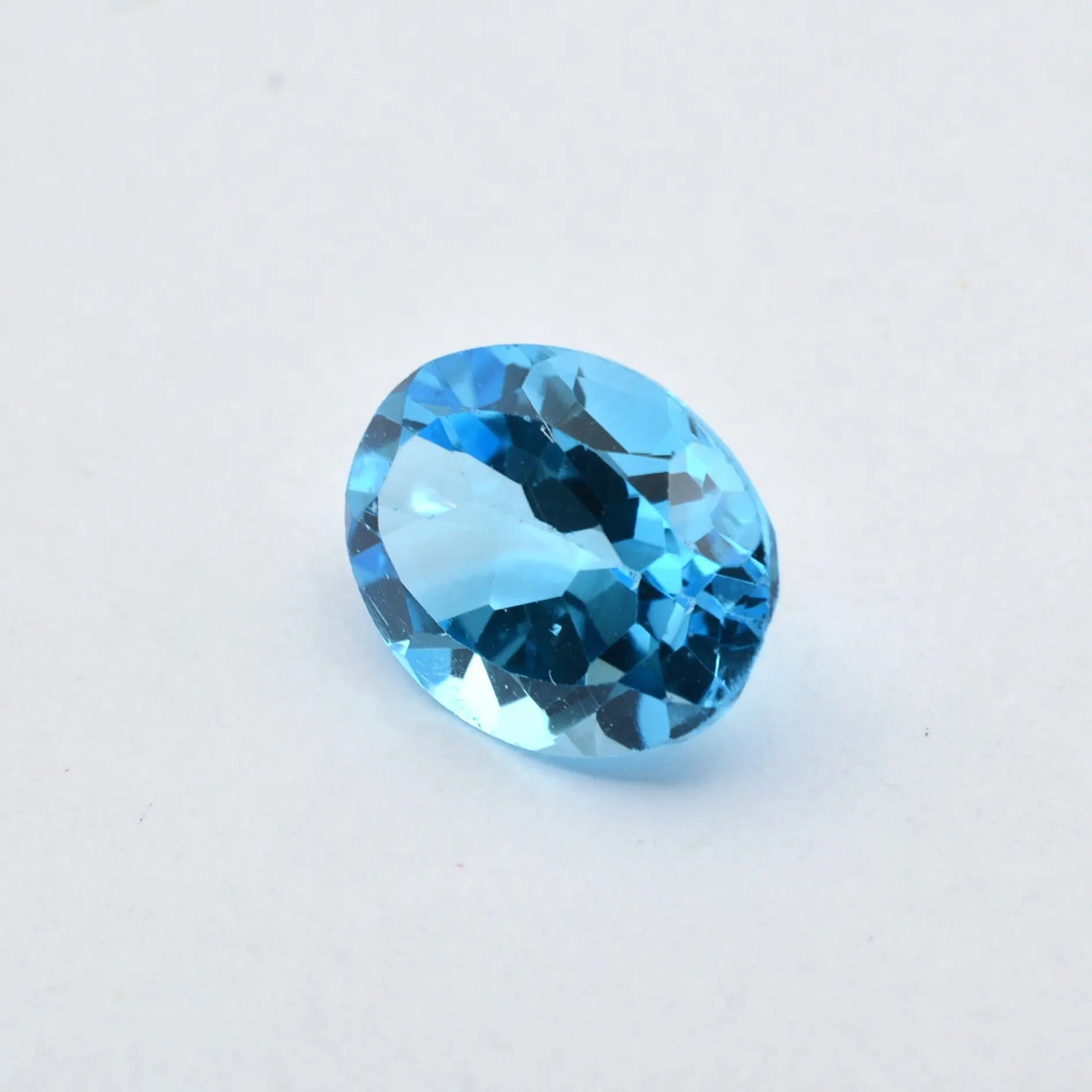 Topaze Bleue Ovale 2,16 ct - 