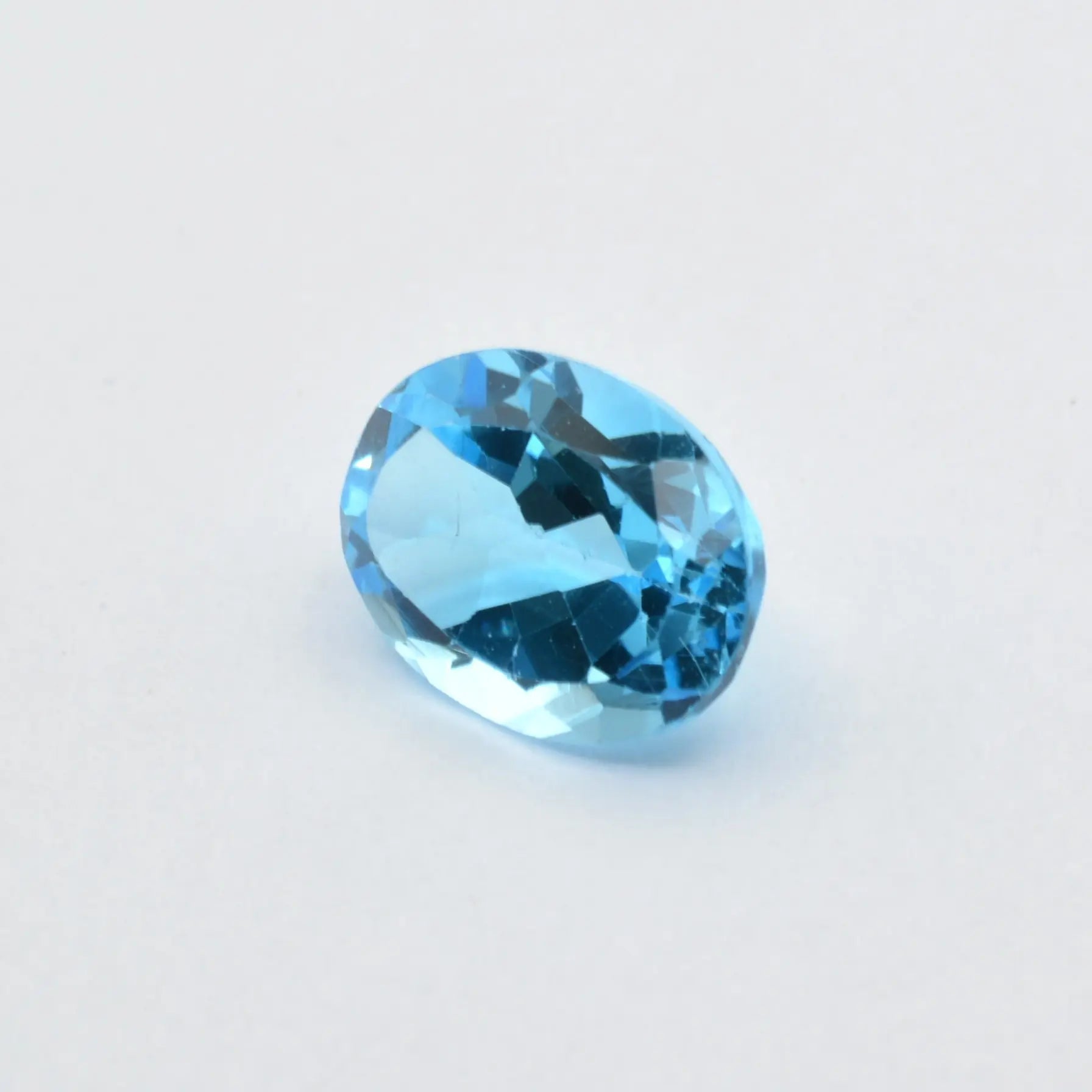 Topaze Bleue Ovale 2,26 ct - 