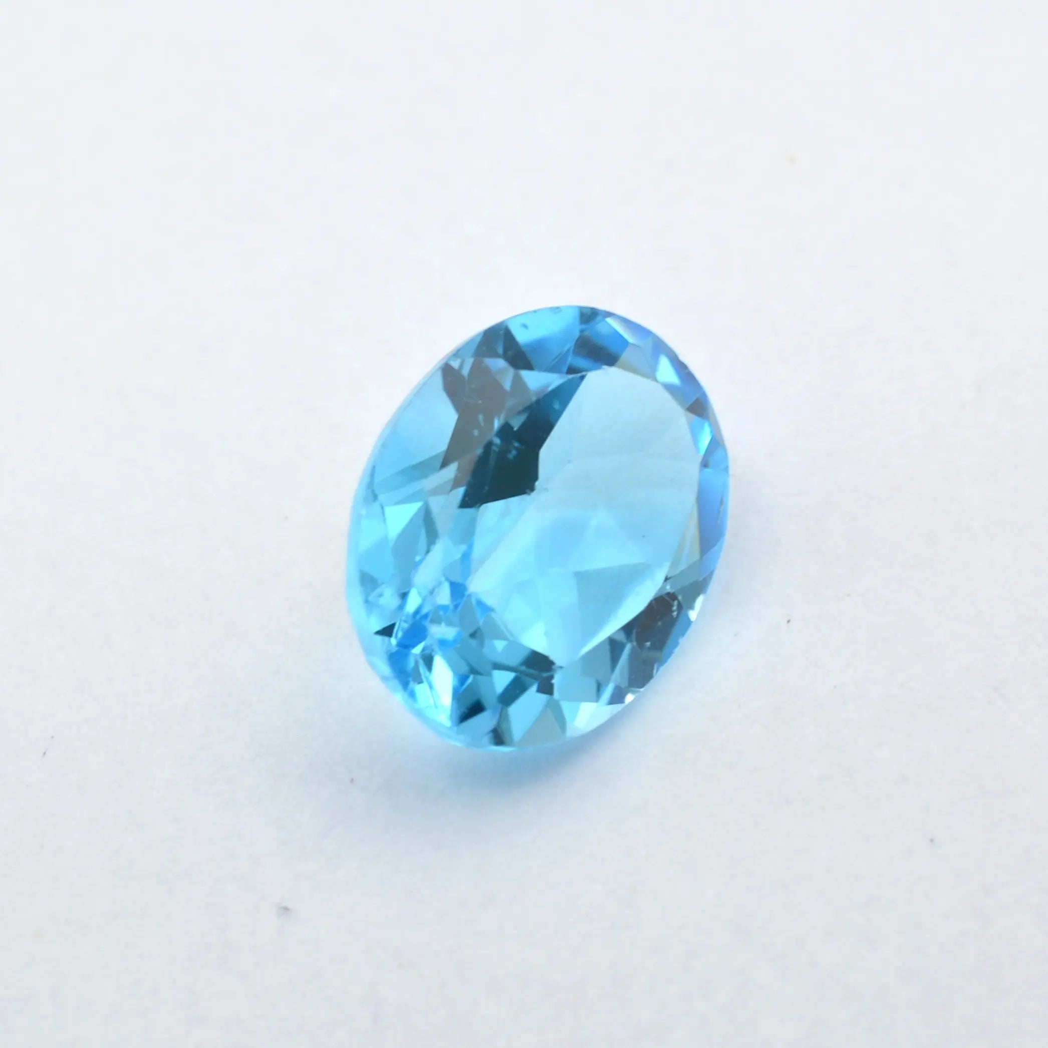 Topaze Bleue Ovale 2,17 ct - 