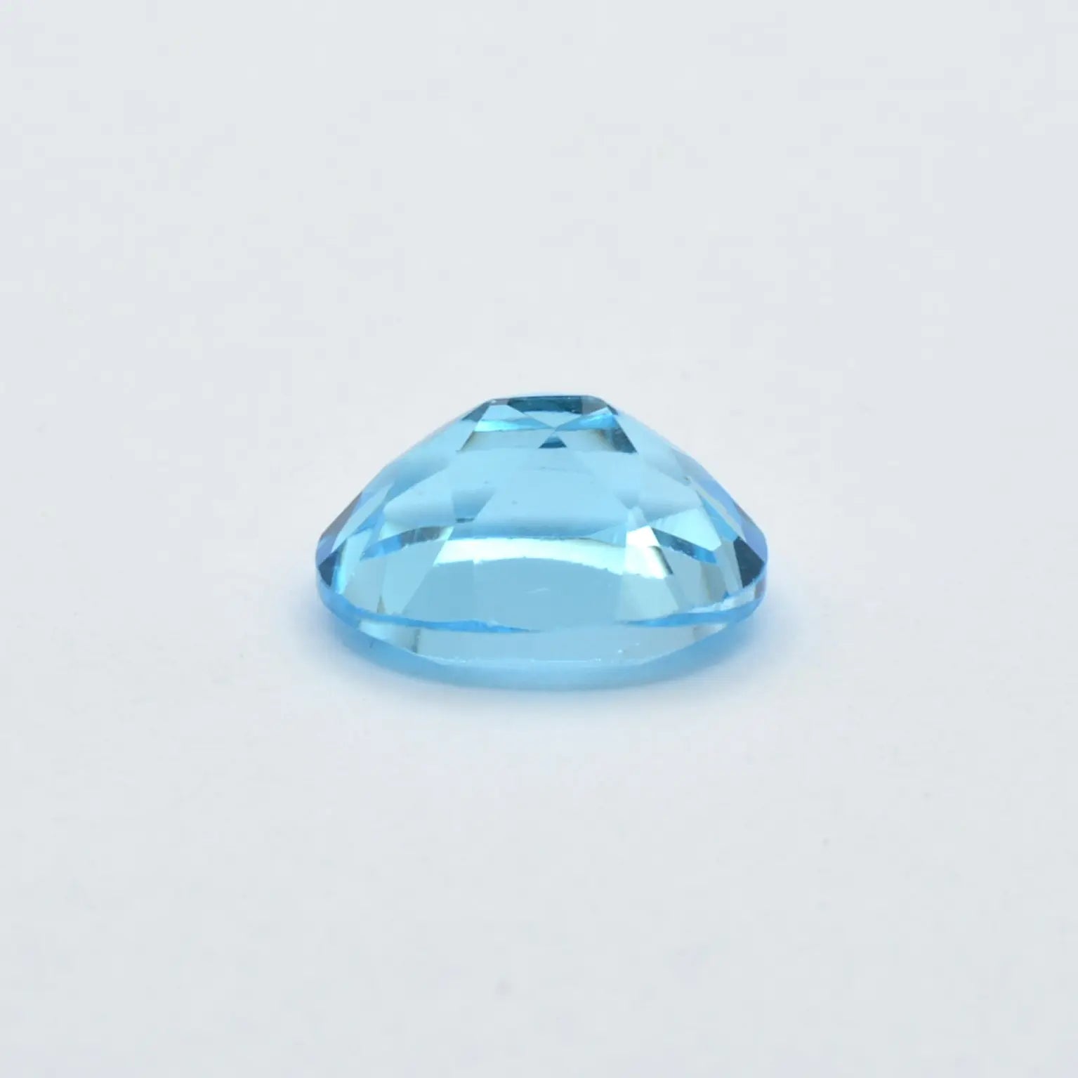 Topaze Bleue Ovale 2,44 ct - 