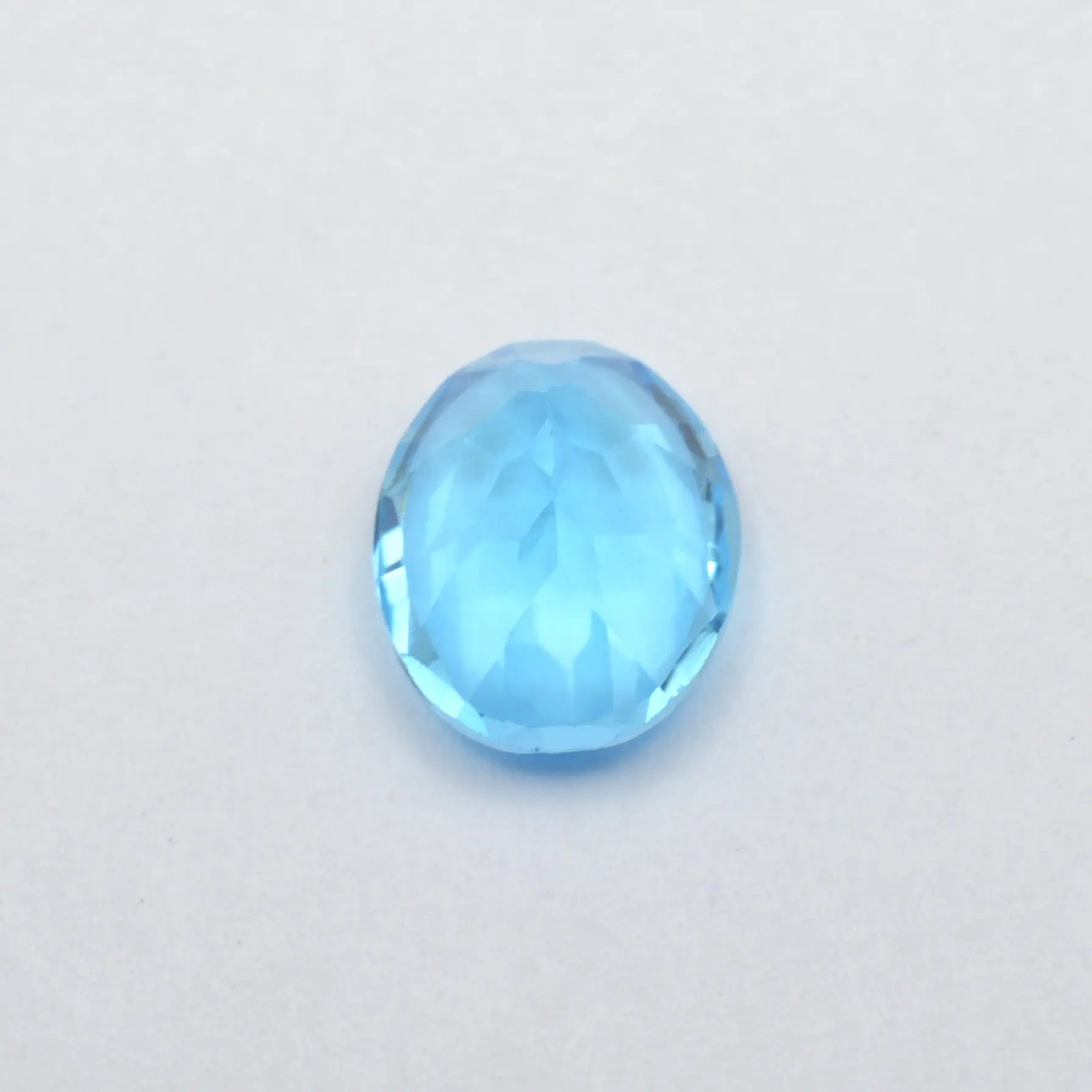 Topaze Bleue Ovale 2,16 ct