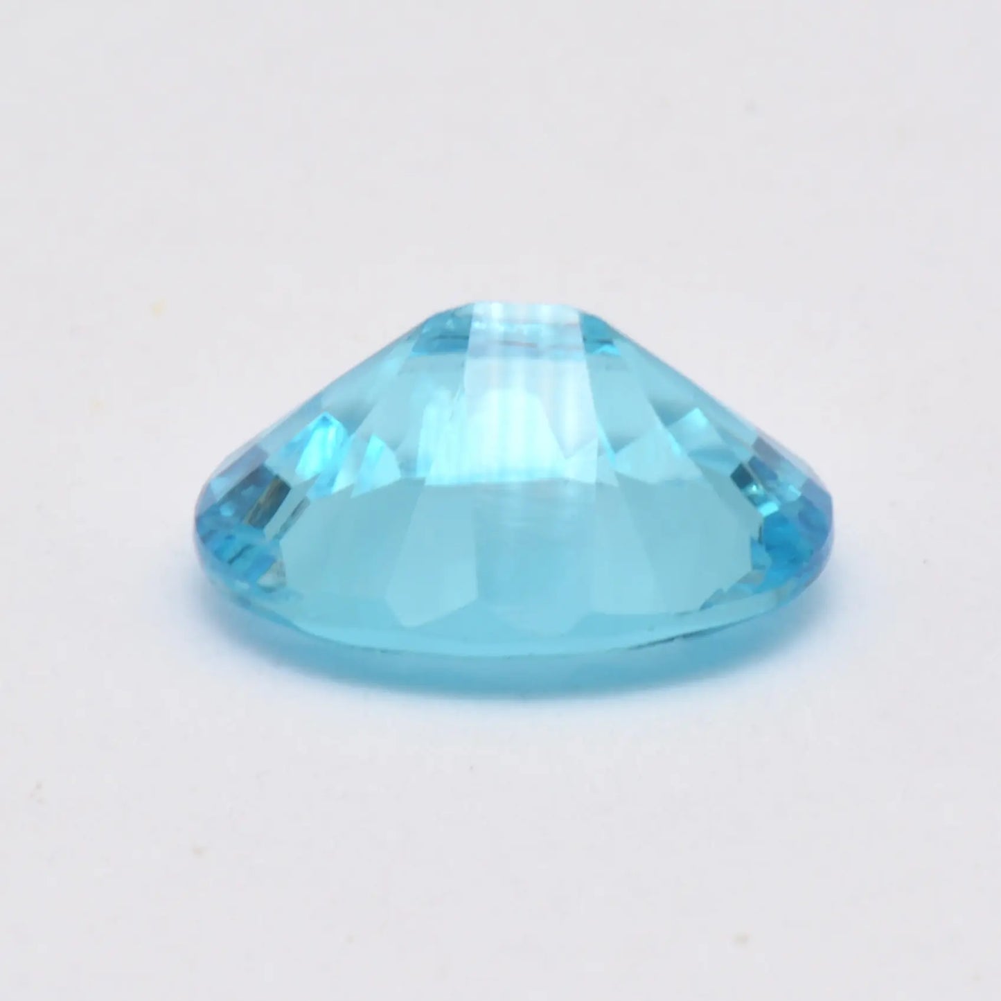 Topaze Bleue Ovale 3,83 ct