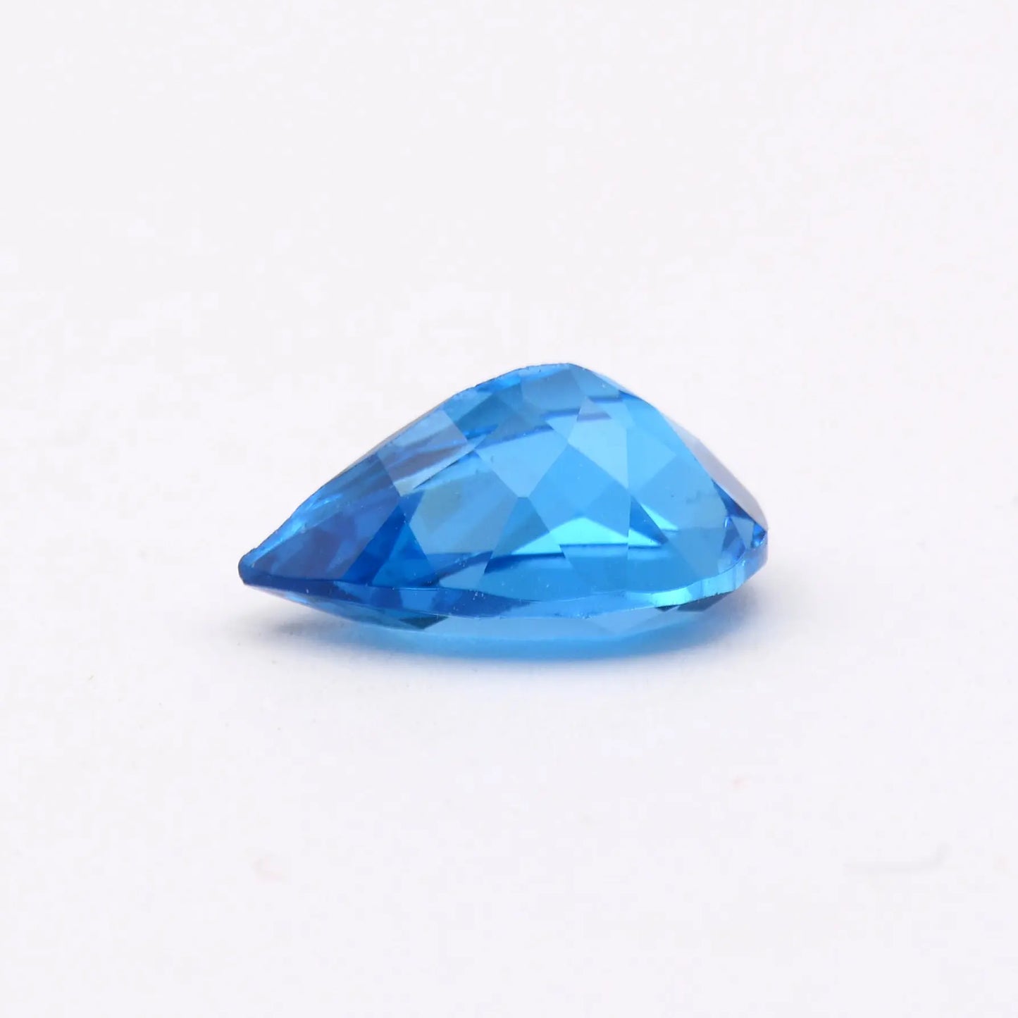 Topaze Bleue Poire 3,70 ct