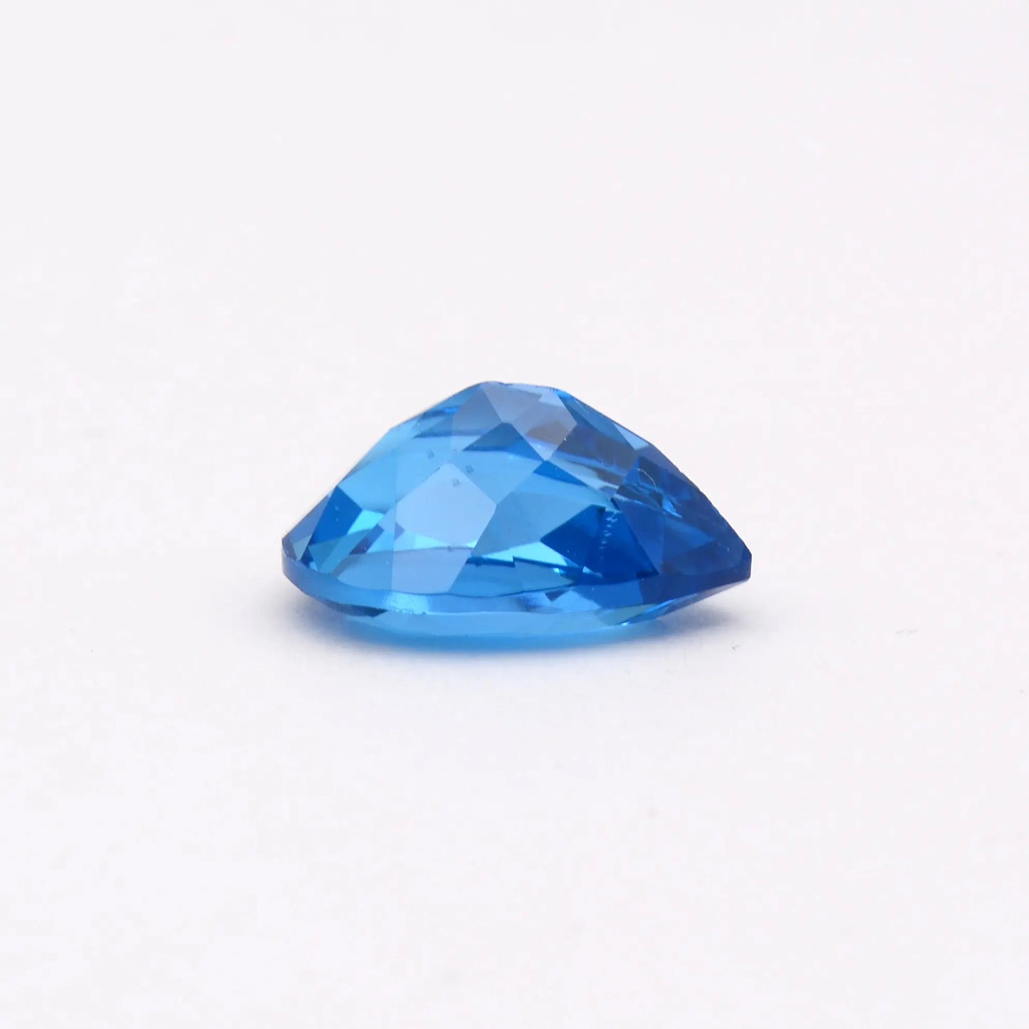 Topaze Bleue Poire 5,48 ct