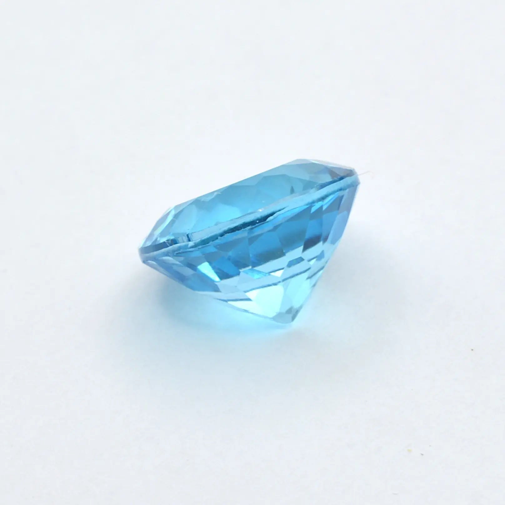 Topaze Bleue Ronde 4,70ct - 