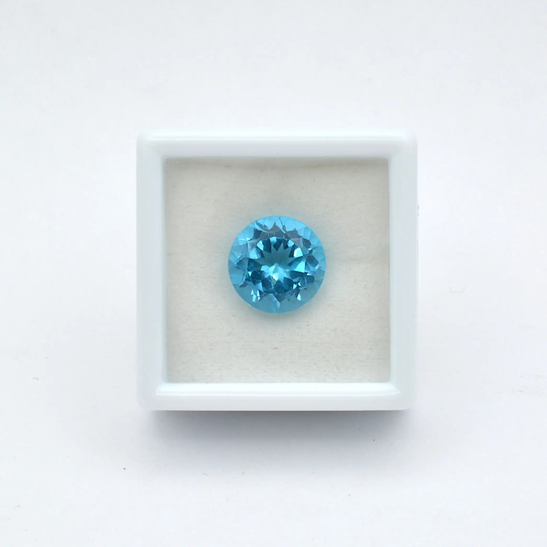 Topaze Bleue Ronde 4,70ct - 