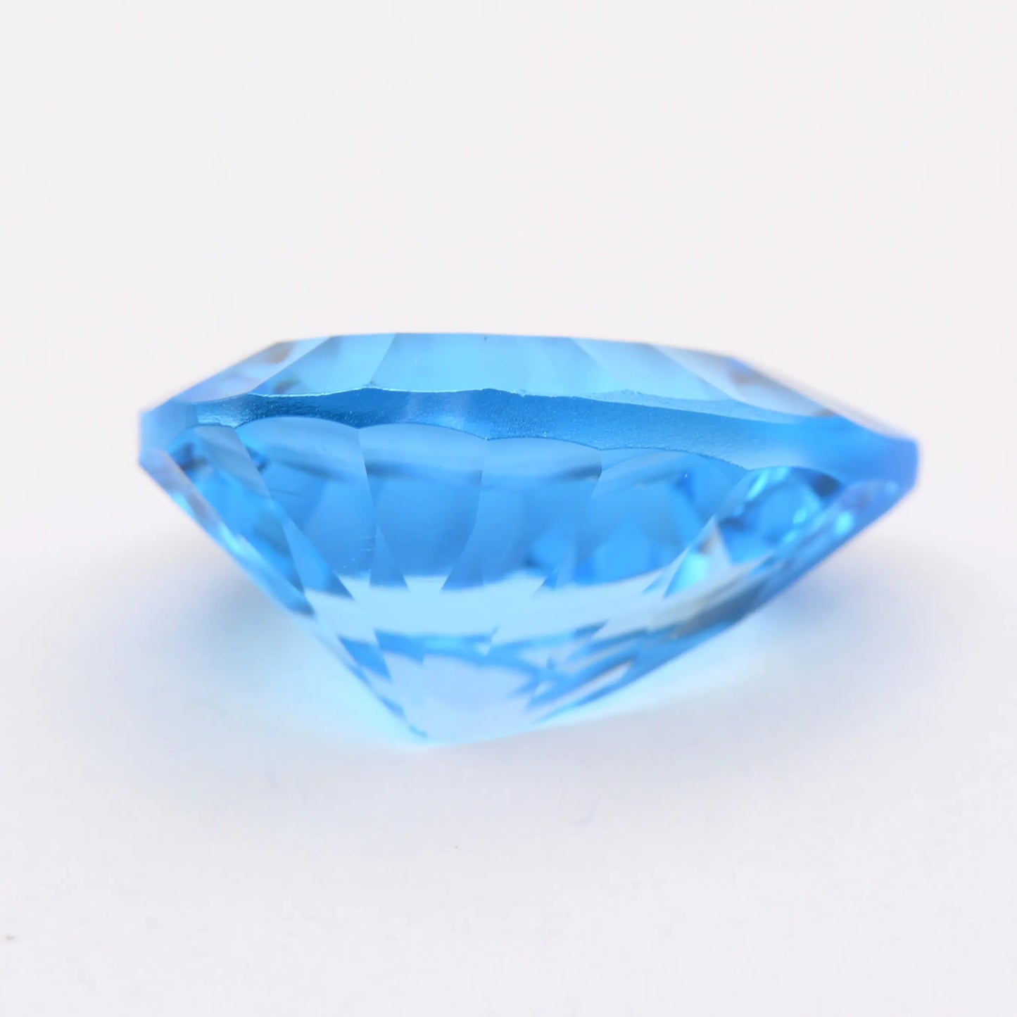 Topaze Bleue Poire 8,83 ct