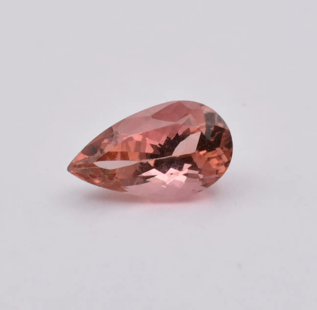 Pierre taillée Tourmaline Rose Poire 1,34ct 