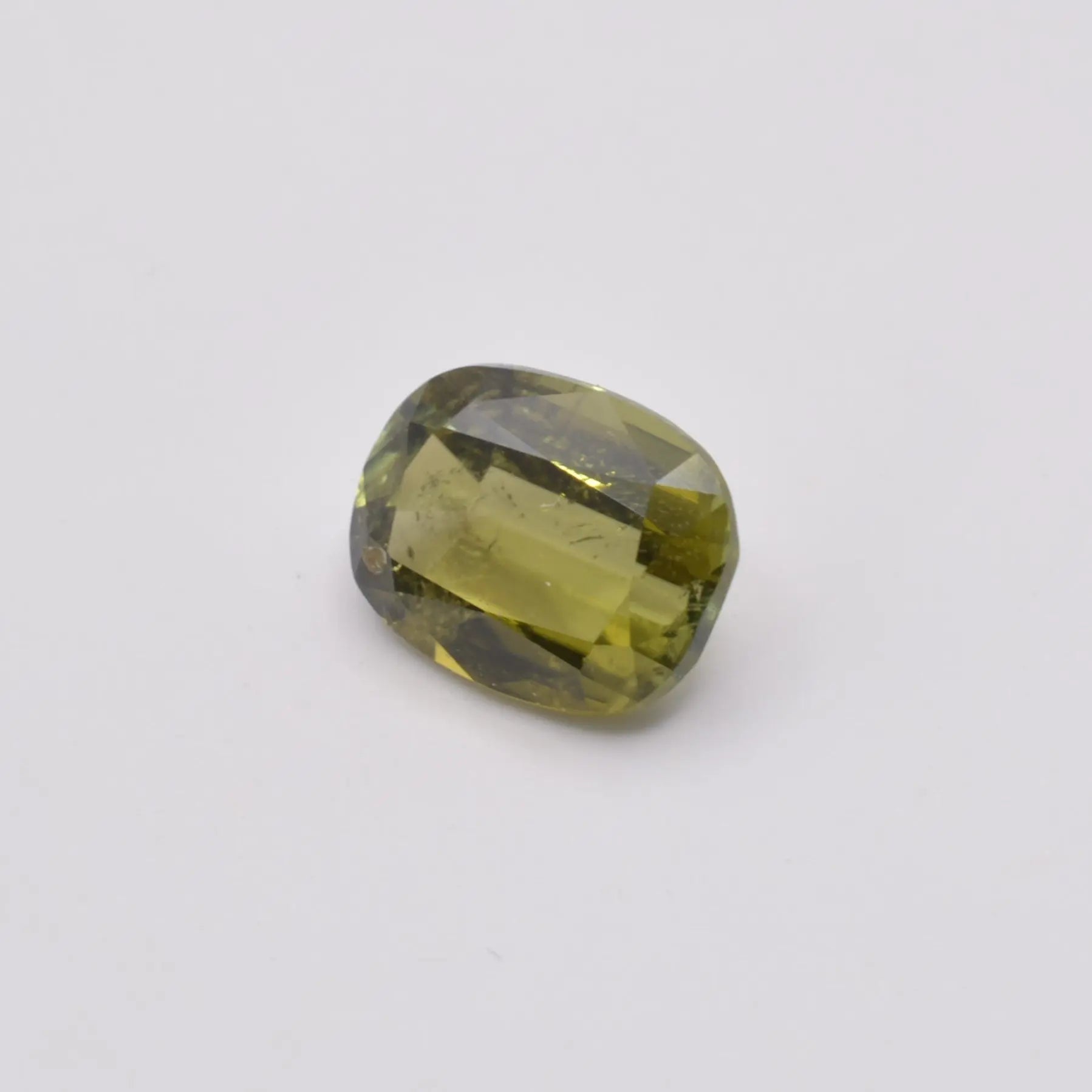 Pierre taillée Tourmaline Verte Coussin 1,25ct 