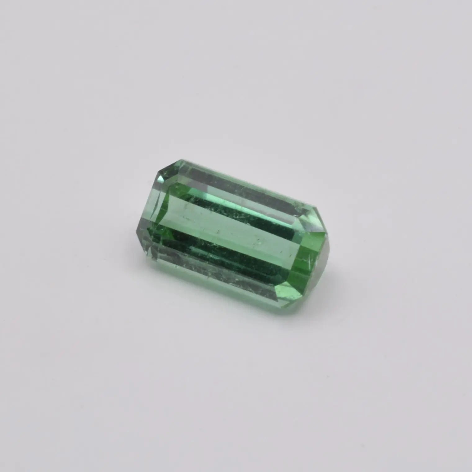 Pierre taillée Tourmaline Verte Rectangle 1,97ct 