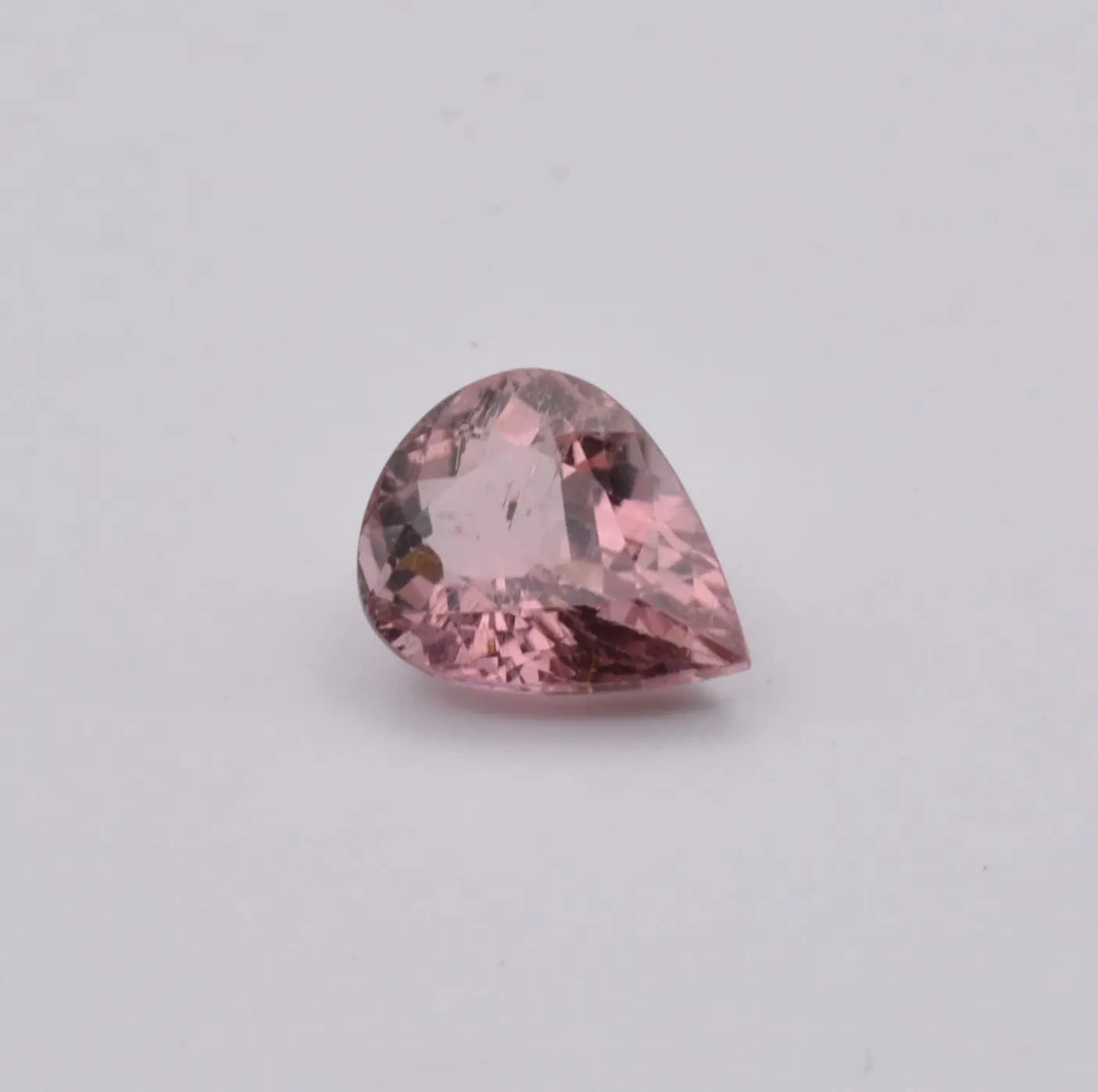 Pierre taillée Tourmaline Rose Poire 3,14ct 