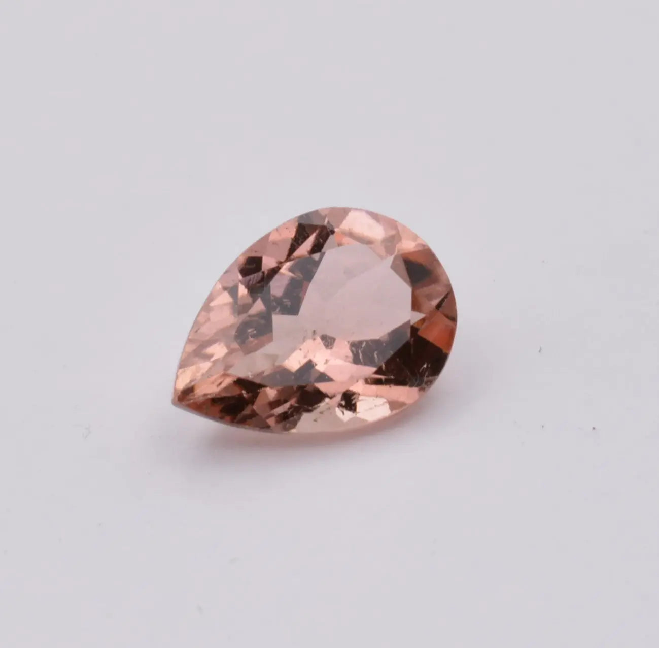 Pierre taillée Tourmaline Rose Poire 2,44ct 